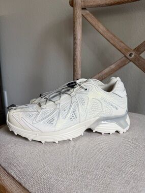 Salomon XT-whisper void sneakers